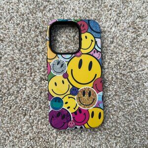 casely smiley iphone 14 pro case 🤍